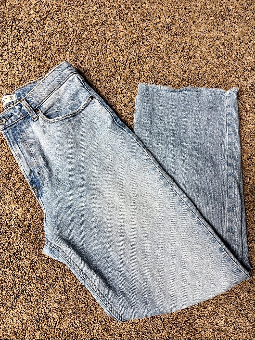Abercrombie & Fitch The 90s Relaxed Fit High Rise Bootcut Jeans